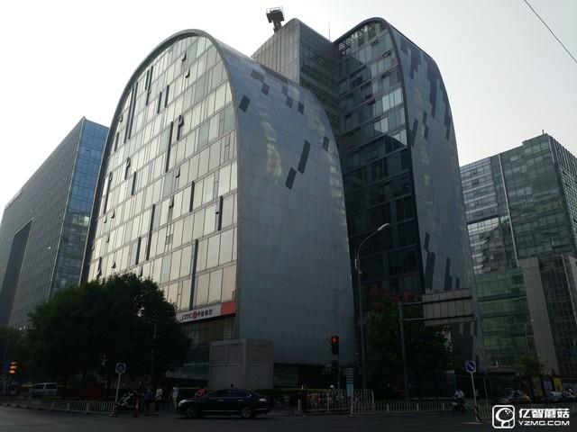 尖Phone:vivo Xplay5旗艦版對比6s Plus