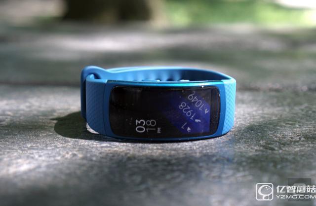 Gear Fit 2體驗(yàn) 目前三星最高水準(zhǔn)的運(yùn)動(dòng)手環(huán)
