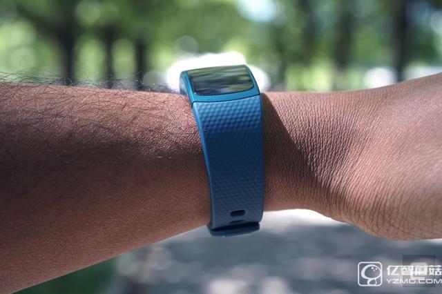 Gear Fit 2體驗(yàn) 目前三星最高水準(zhǔn)的運(yùn)動(dòng)手環(huán)