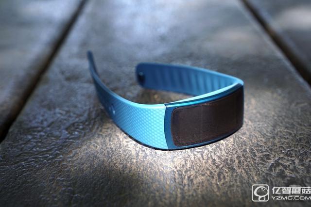 Gear Fit 2體驗(yàn) 目前三星最高水準(zhǔn)的運(yùn)動(dòng)手環(huán)