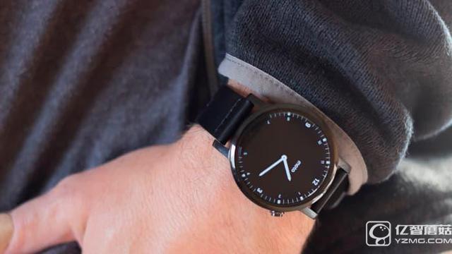 Moto360二代迎來系統升級 增強心率功能