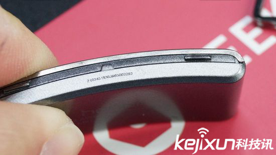 華為榮耀暢玩手環A1揭秘: 果然不是蓋的