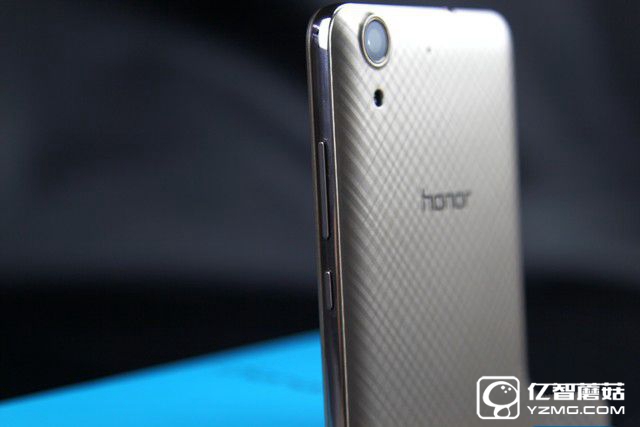 榮耀暢玩5A評測坑