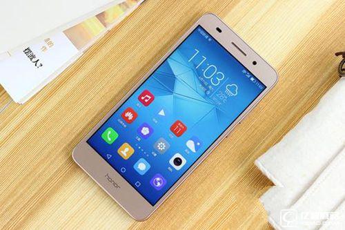 魅藍(lán)3S和華為榮耀5A對比評測1