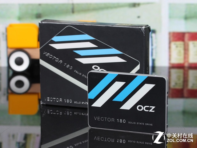 OCZ Vector 180系列 外觀圖 