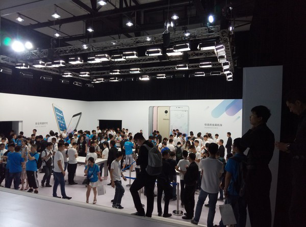 魅藍3S夜間拍照樣張