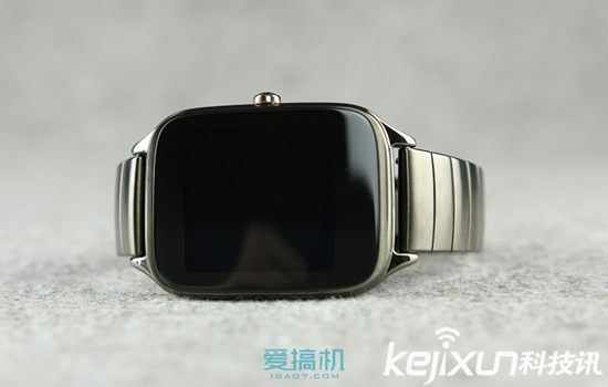 華碩ZenWatch2智能手表開(kāi)箱評(píng)測(cè) 造型剛勁硬朗