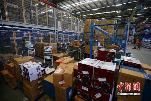 電商死磕618促銷戰(zhàn):逢節(jié)必掐 價(jià)格戰(zhàn)不再唯一