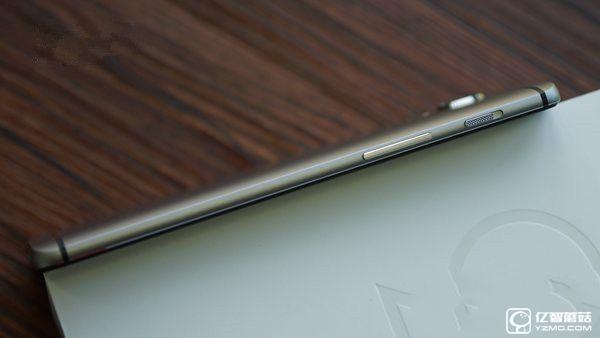 一加手機(jī)3和樂(lè)Max 2哪個(gè)好 樂(lè)Max 2和一加3對(duì)比評(píng)測(cè)