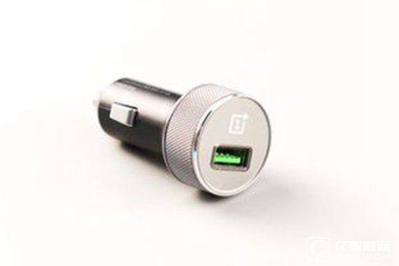 驍龍820/6GB RAM新旗艦 一加手機3評測