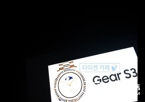 三星Gear S3手表曝光：腕上逼格媲美勞力士