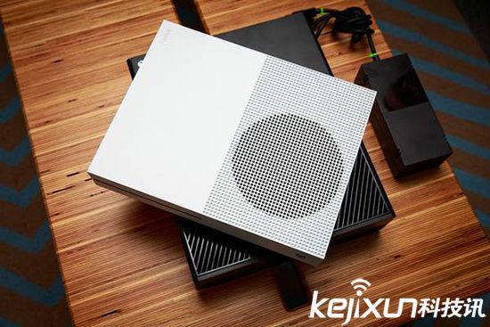 微軟與索尼爭霸 Xbox與PS到底孰強孰弱？