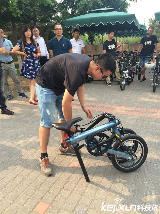 小米智能自行車實(shí)拍 小米自行車到底有多大?