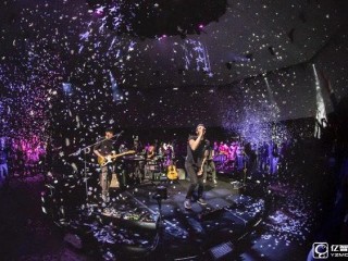 用VR看直播有點怪異 沒有想象中美好