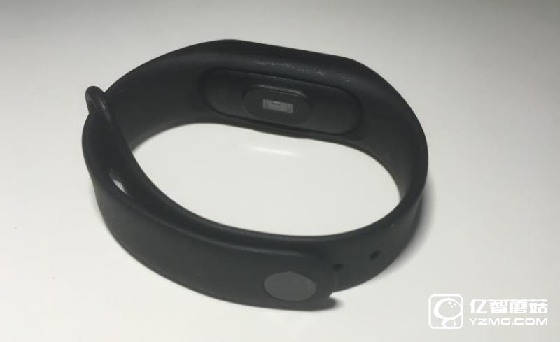 兼顧實(shí)用與逼格—小米手環(huán)2