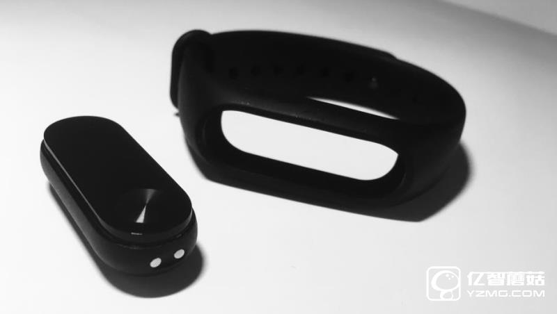 兼顧實(shí)用與逼格—小米手環(huán)2