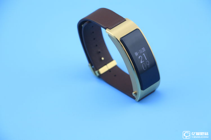 華為手環(huán)B3深度評(píng)測(cè) 甩小米手環(huán)2好多條街