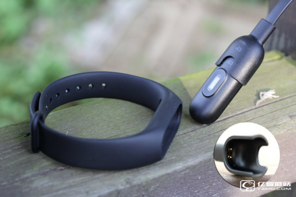 小米手環2和小米手環1哪個好?小米手環1和小米手環2區別對比評測