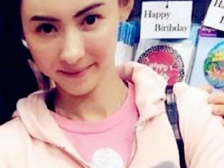 張柏芝已經(jīng)用上iPhone7：真機原來長這樣！