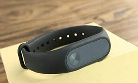 小米手環2看上去很美 待機20天實用價值分析