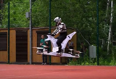 俄羅斯驚現便捷飛行器 無人機開始接載客的工作？