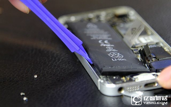 蘋果手機(jī)怎么換電池？iPhone5更換電池圖文教程