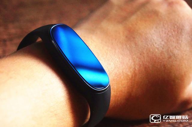 bong 3 HR智能手環首發開箱評測 169的價格和小米手環2比怎樣?