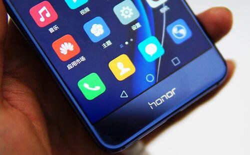 華為P9和榮耀8對比有什么區(qū)別:899元貴在哪