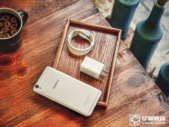 2016年最好看的手機有哪些?暑期必換熱門手機推薦