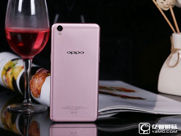 2016拍照手機有哪些？男票必送女友拍照手機推薦 