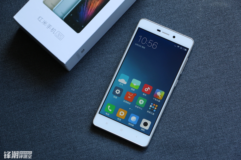 超大電量+極速快充的手機推薦 從此告別“自動關機”