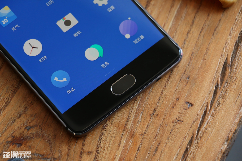 超大電量+極速快充的手機推薦 從此告別“自動關機”