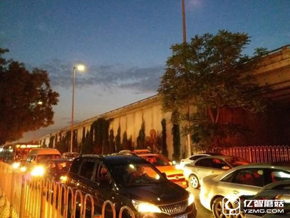 三星 C7質量怎么樣？三星Galaxy C7值得買嗎？ 