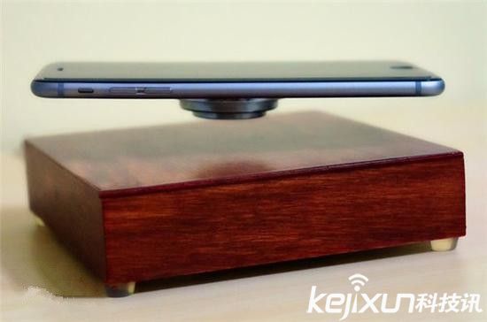 手機無線充電方式顛覆 智能方式改變生活