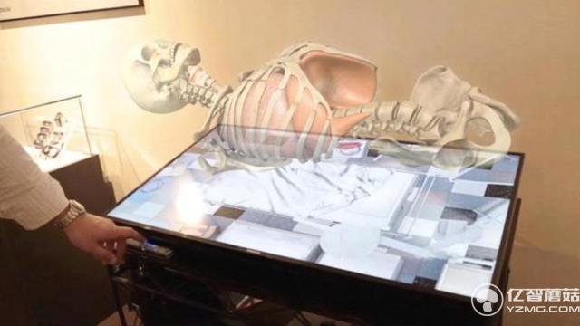 VR很酷很強(qiáng)大？成本降下來后AR可能比它厲害