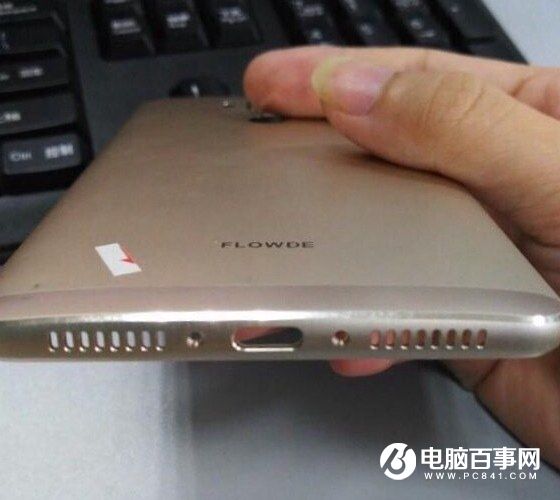 華為Mate9真機后蓋曝光:縱向雙攝像頭+心率傳感器