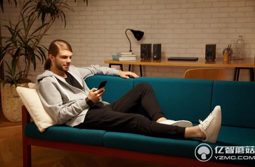 索尼CAS-1音響:從你的世界路過卻把TA黏在了桌子上