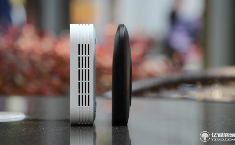 小米盒子3增強版和小米盒子3外觀對比