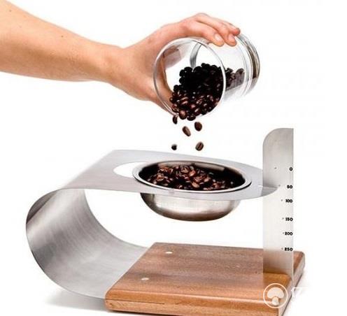 創意造型亮瞎眼!無需用電的廚房食品秤 