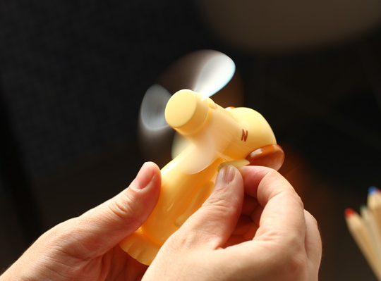 有了戶外式便攜空調 那些童年記憶里的小風扇簡直OUT了