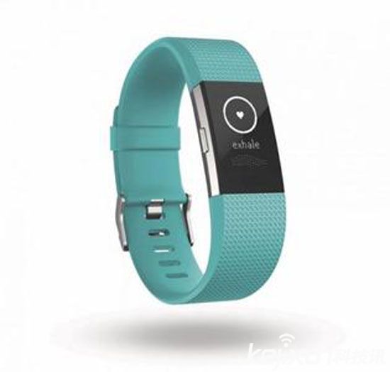 Fitbit發布兩款智能運動手環 外觀時尚獨具匠心