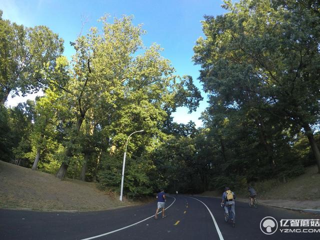 佳明Virb Ultra 30：擁有出色機械圖像穩定系統的運動相機