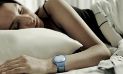 Ava智能手環(huán)專為女性設計    照顧你的生理期