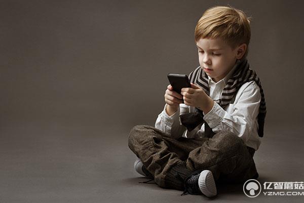 你家的電視機(jī)多久沒開了?被遺忘的電視在“呼喚”主人