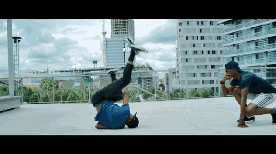 這塊手表不僅能監測心血管狀態 還能畫心電圖