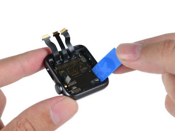 Apple Watch Series 2拆解: 機內已經大不同