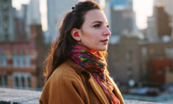 Pilot入耳式無線耳機(jī)：可進(jìn)行實(shí)時(shí)語音翻譯