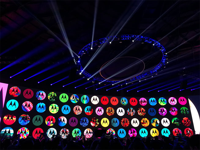 谷歌向左聯(lián)想向右 Moto Z模塊化手機(jī)路在何方?