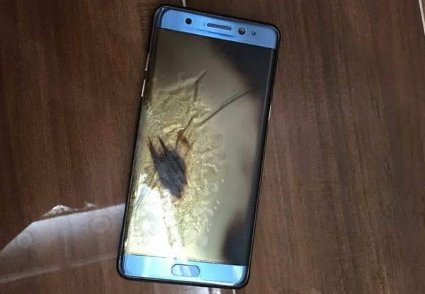 國產手機只能看三星Note7爆炸門的笑話？