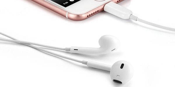 iPhone7/Plus耳機物理按鍵失靈,官方稱即將修復